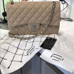 Chanel jumbo bag